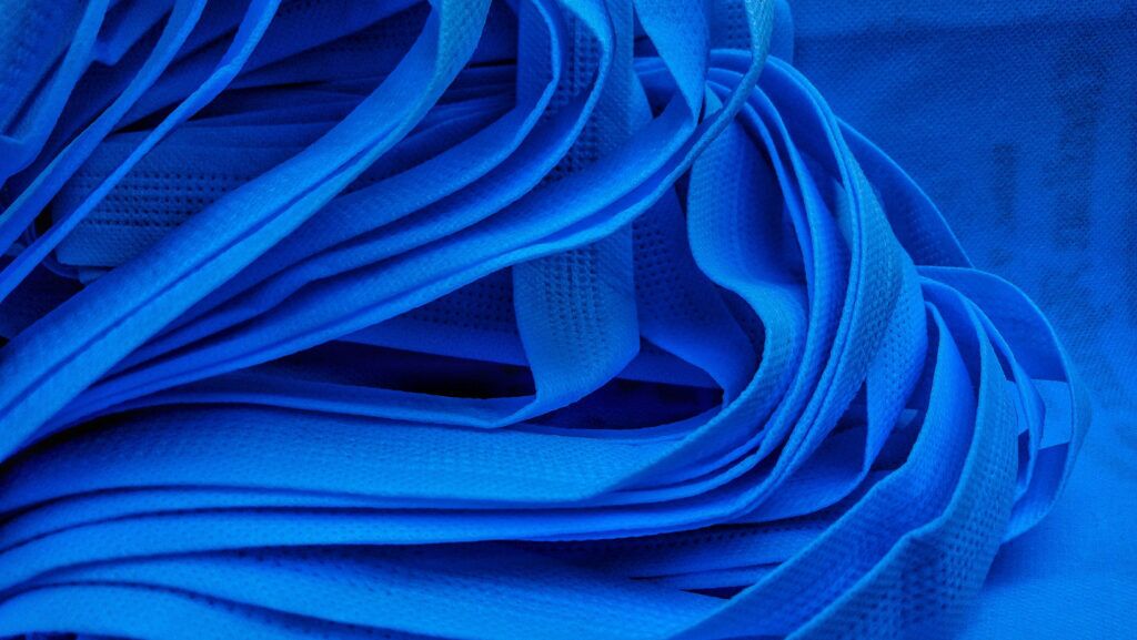 Top 3 Best Bed Straps For Sheets - Buying Guide 3 Untitled design 8 1